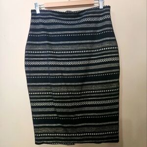 Express Women's Size M Pencil Skirt Gold Metalic Thread Stripes Cotton Blend